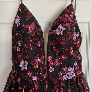 BRAND NEW PROM DRESS